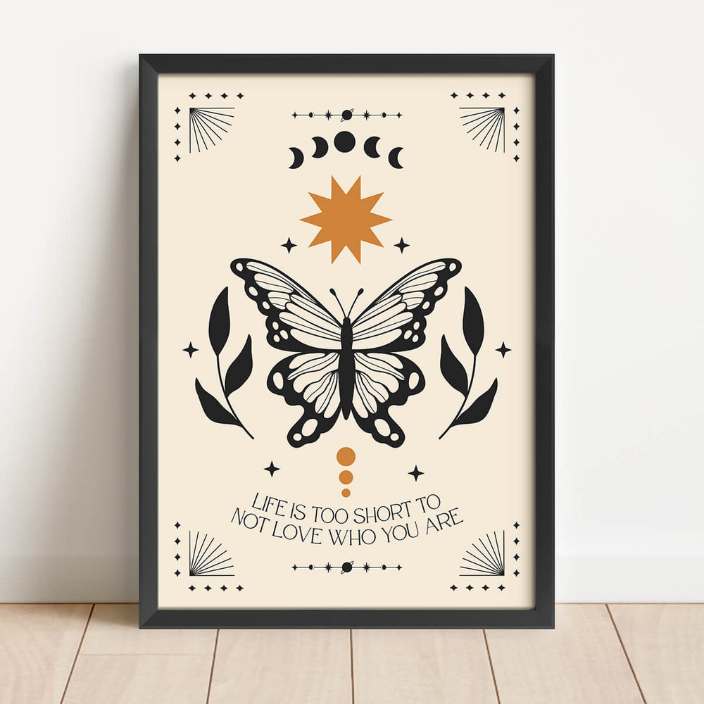 Livet är för kort för att inte älska den du är